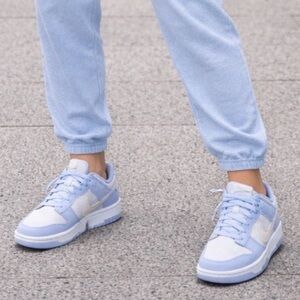 Nike Dunk Low – Ghost / Platinum Tint / Summit White